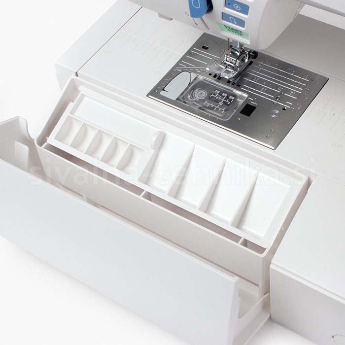 Rokavnik s praktičnim predalom za pribor