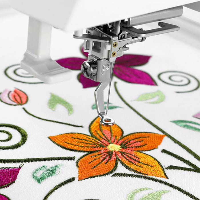 Mikro vezenje – prednost koračnega motorja Janome